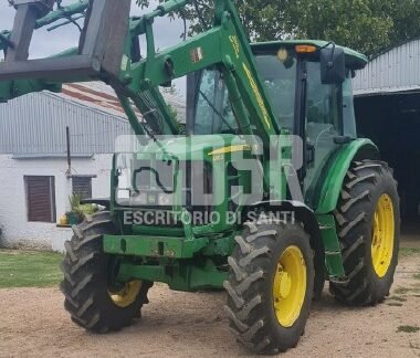 Tractor John deere 6110D