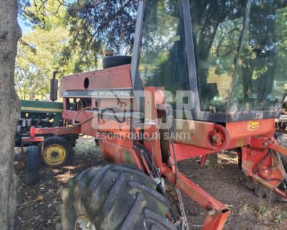 Hileradora automotriz case I 8820 1