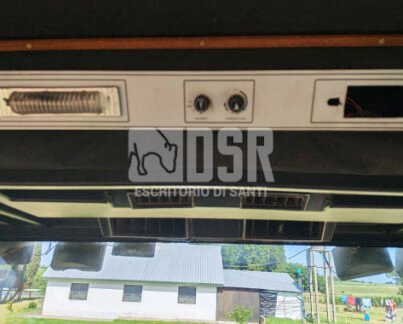 Hileradora automotriz case I 8840