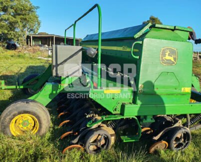 Sembradora John deere 1590