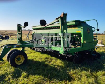 Sembradora John deere 1590