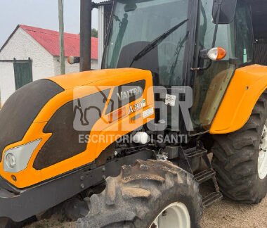 Tractor Valtra A750