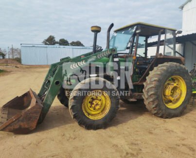 Tractor John deere 2850 con pala Mary
